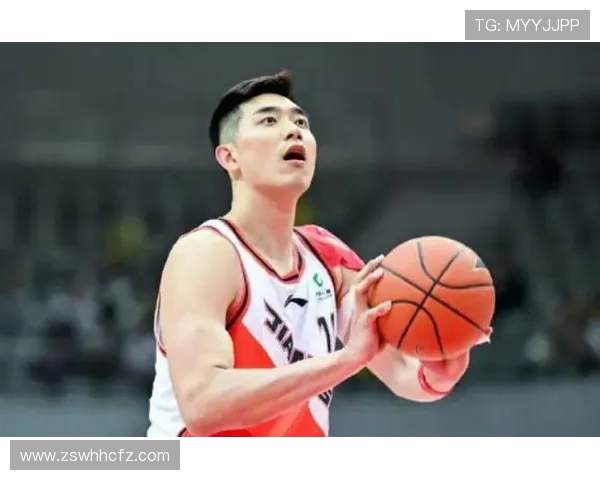 吴冠希：从篮球新星到职业生涯的蜕变与成长之路