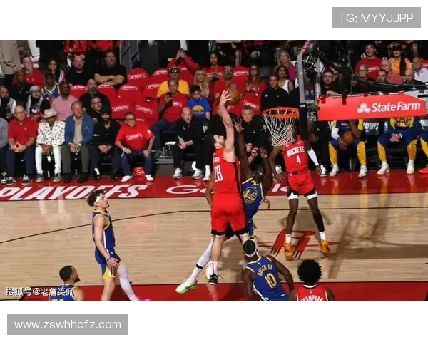 湖人对决火箭精彩回顾:明星球员表现与比赛关键时刻解析 湖人对决火箭精彩回顾:明星球员表现与比赛关键时刻解析