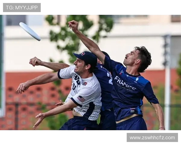 成都飞盘队与重庆飞盘队赛后状态分析与表现总结